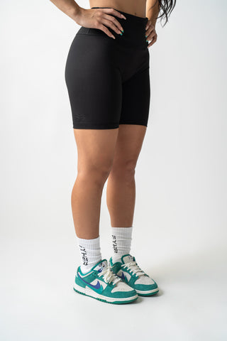 Lumina 6.5" Short